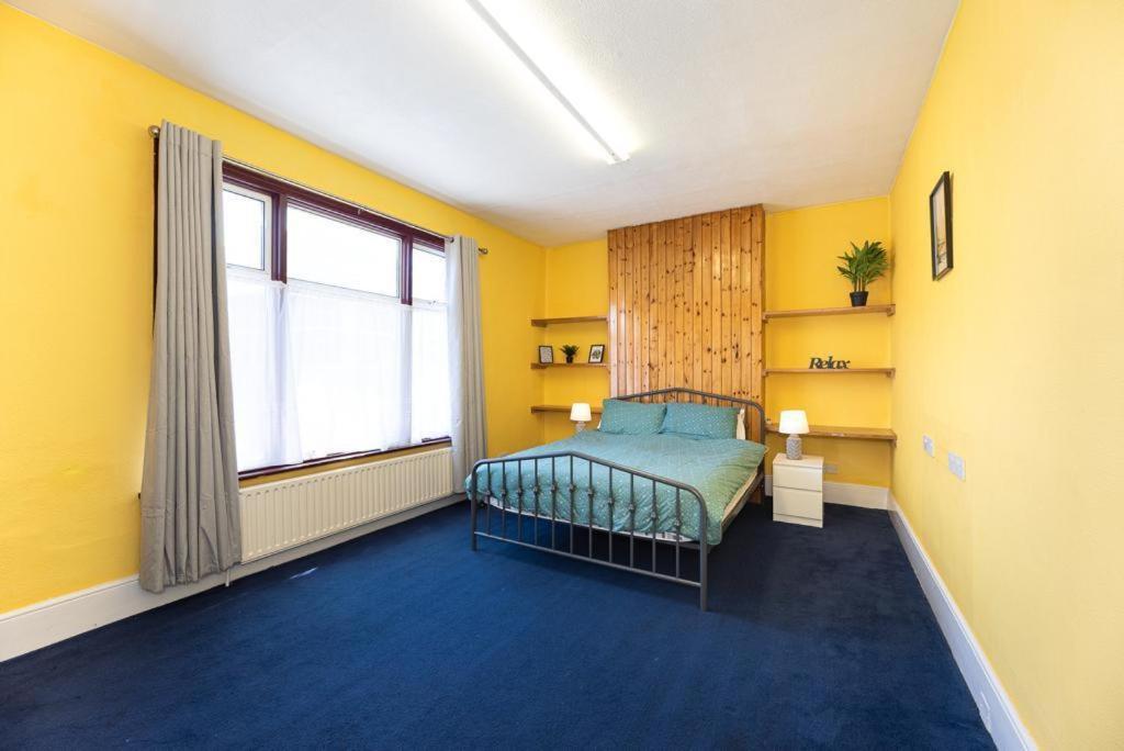 ロンドンBarking Road Comfy Houseアパートメント エクステリア 写真